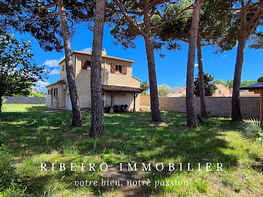 Villa de type 5 pièces sur 1004 M2 à vendre au Grau d'Agde