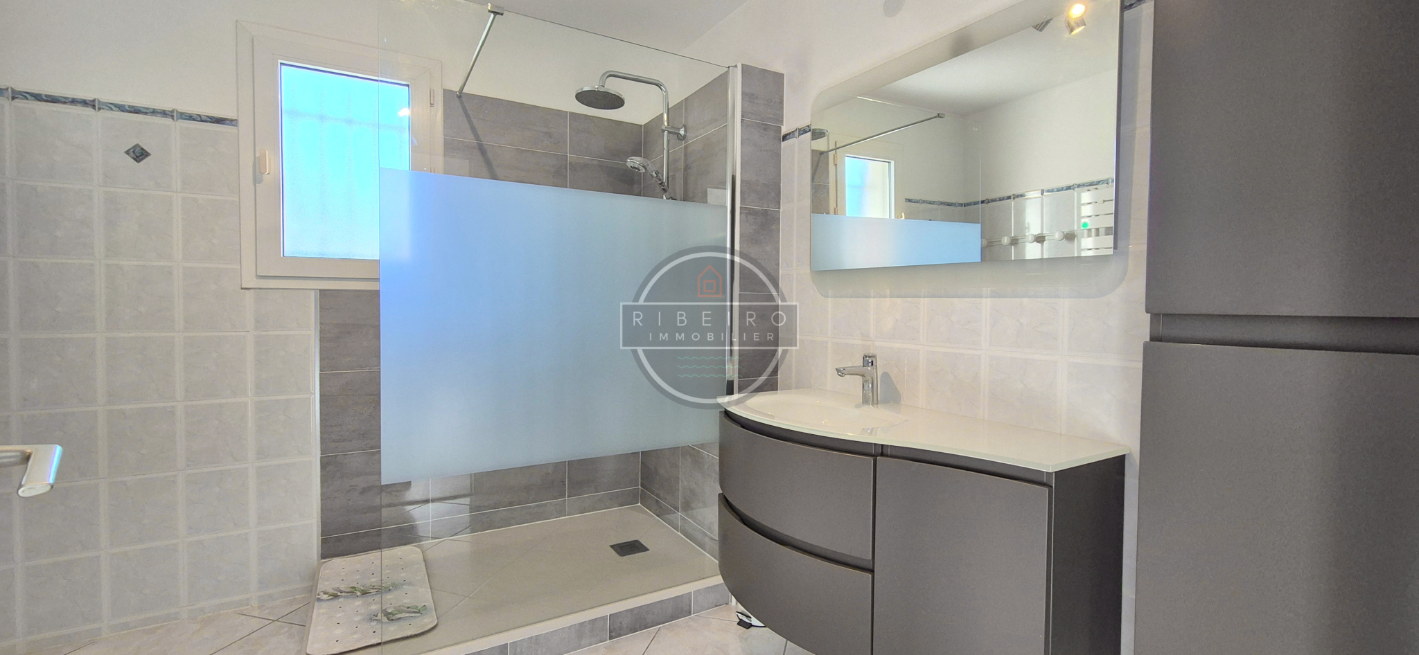 Villa T6 de plain-pied à vendre au Grau d'Agde