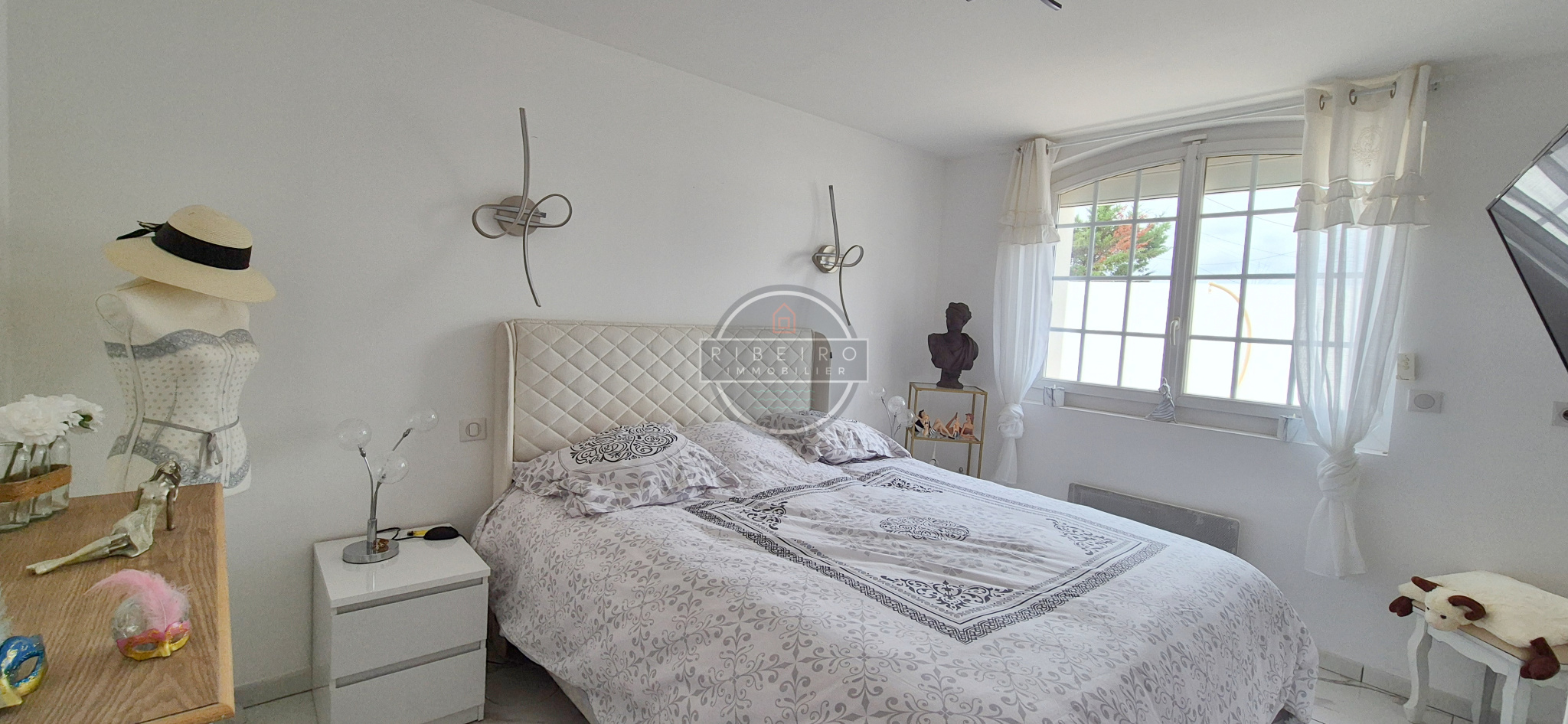 Villa familiale de type 5 pièces à vendre à Bessan