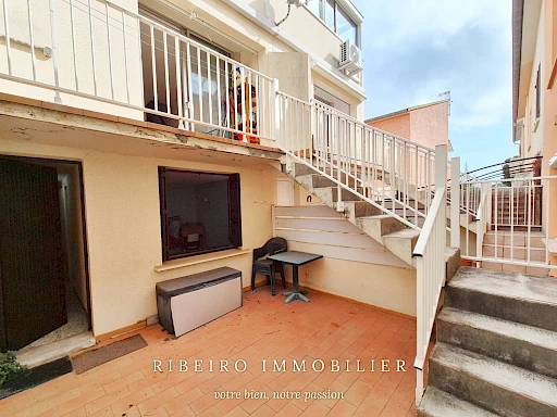 Maison de village à 200 mètres de la plage